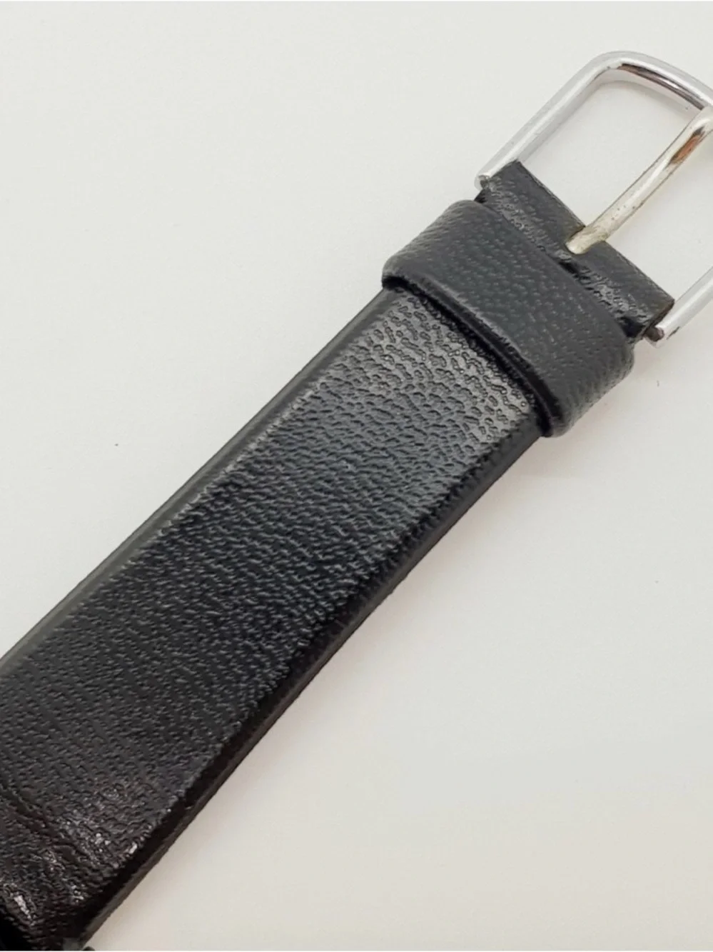 1990s Lorus by Seiko Goofy Disney Watch for Men and Women Black Case WhiteDial